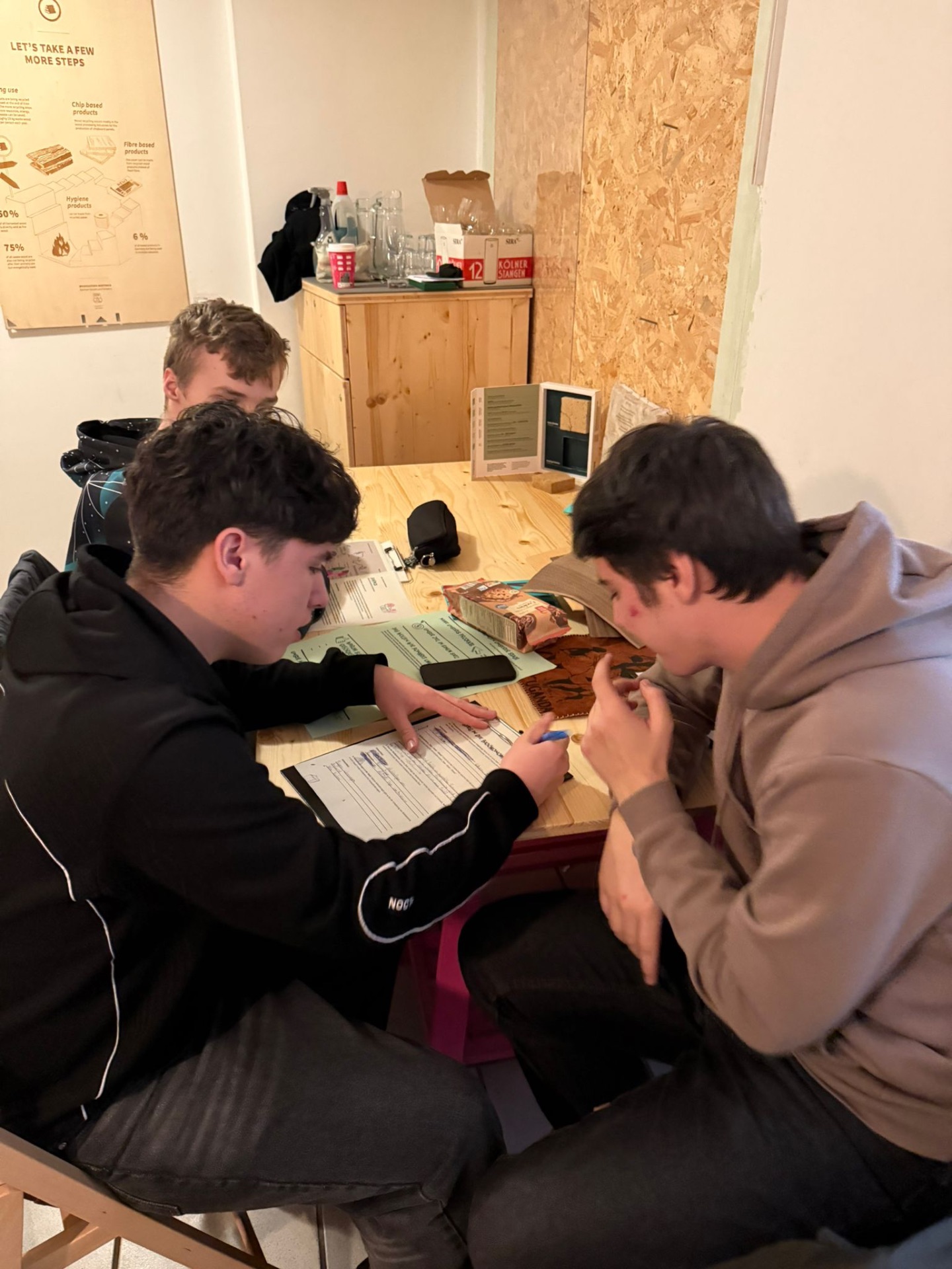 PHOTO 2025 12 11 18 00 23 6